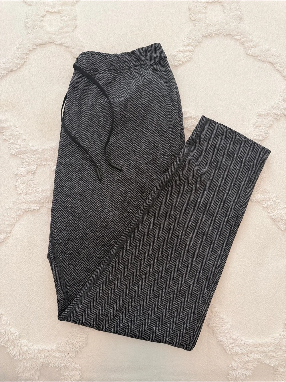 Lululemon Jet Crop (Slim)